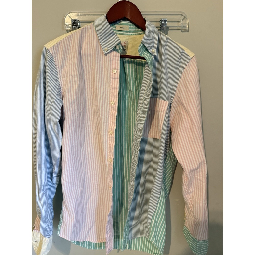 J.CREW Broken-In Oxford Pastel Striped Organic Cotton, Slim Fit. Size S